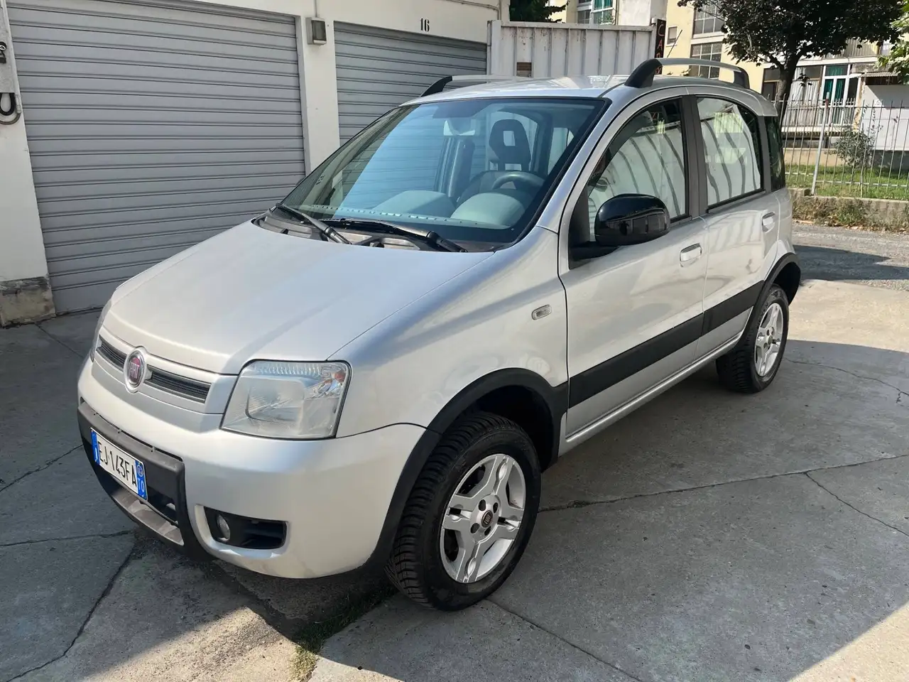 Fiat Panda Panda 1.3 MJT 16V DPF 4x4 Climbing ELD — photo 1 of 15