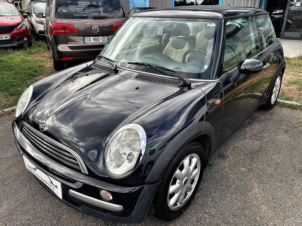 MINI One Mini 1.6i - 90 One Standard — photo 1 of 13
