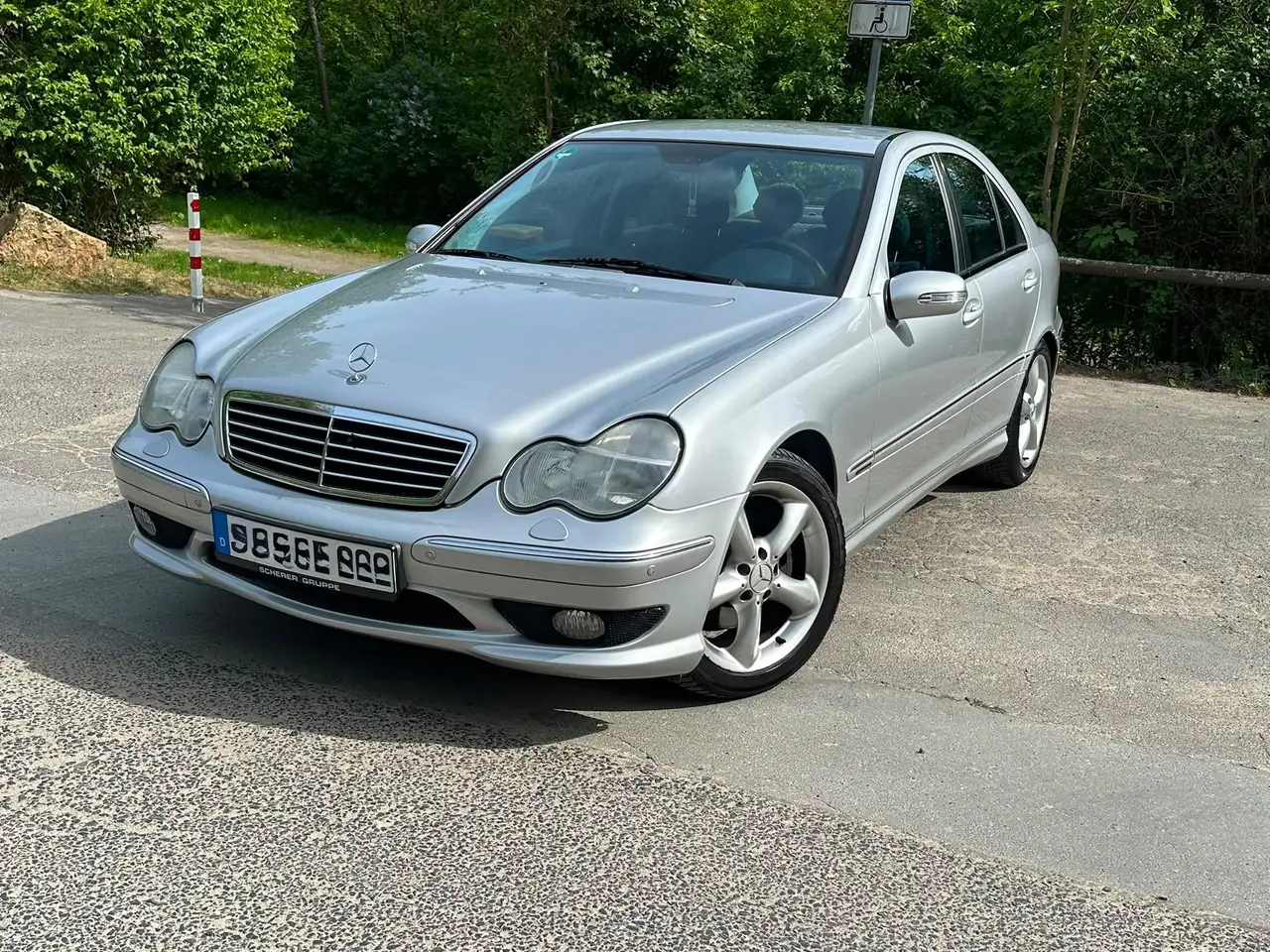 Mercedes-Benz C 240 Avantgarde — photo 1 of 15