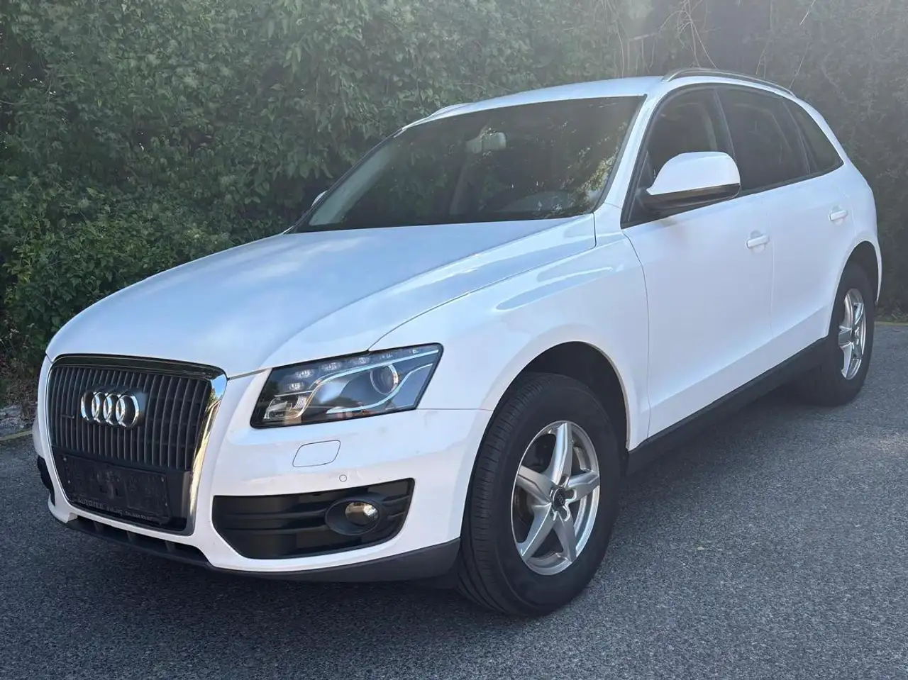 Audi Q5 Q5 2,0 TDI quattro DPF — photo 1 of 7