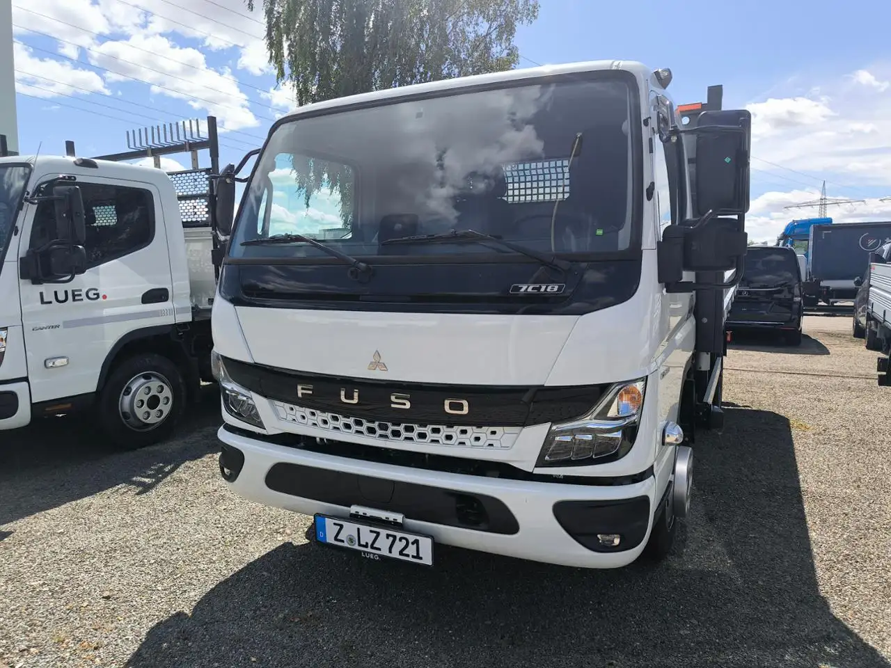 Fuso Canter 7C18 Klima AHK — photo 1 of 15