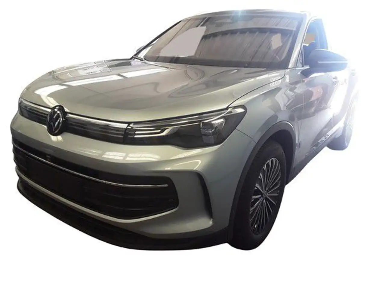 Volkswagen Tiguan Energy 2.0 TDI DSG - LED AHK Standhzg Area View AC — photo 1 of 4