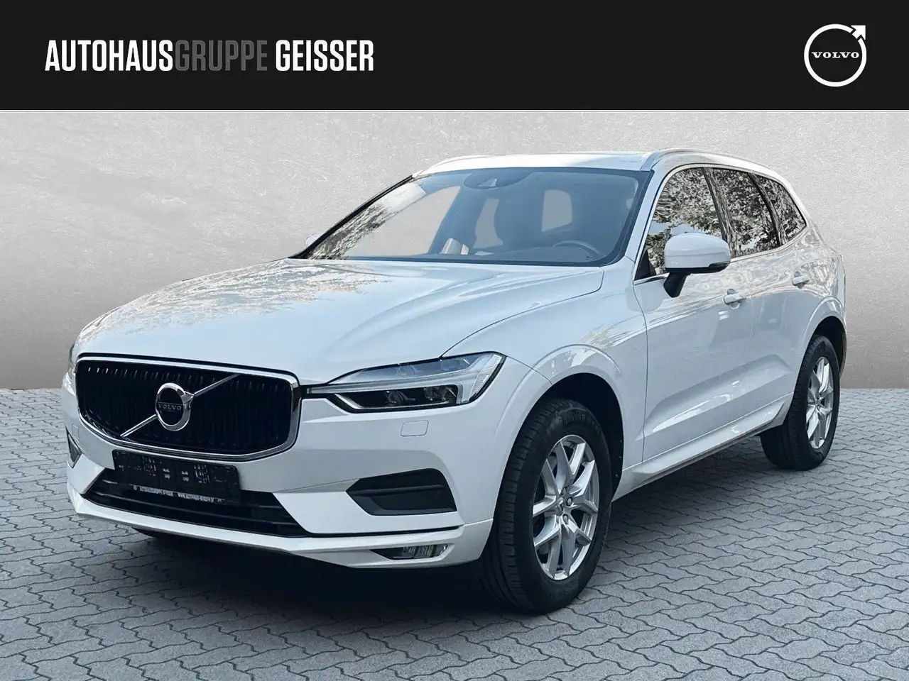 Volvo XC60 B4 AWD Mild Hybrid Momentum Pro ACC BLIS SD — photo 1 of 7