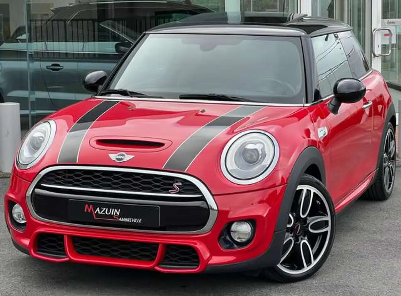 MINI Cooper S 2.0AS * John Cooper Works * Toit Pano * LED * Harmann Kardon * — photo 1 of 30