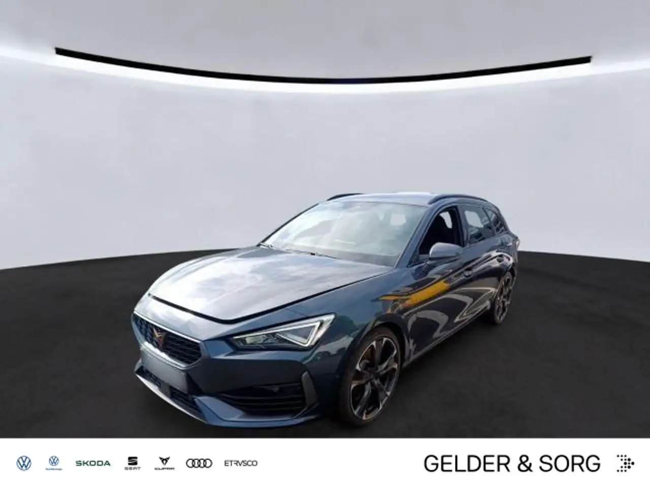 CUPRA Leon Sportstourer VZ 1.4 Hybrid 19Z*RFK*AHK*LED — photo 1 of 3