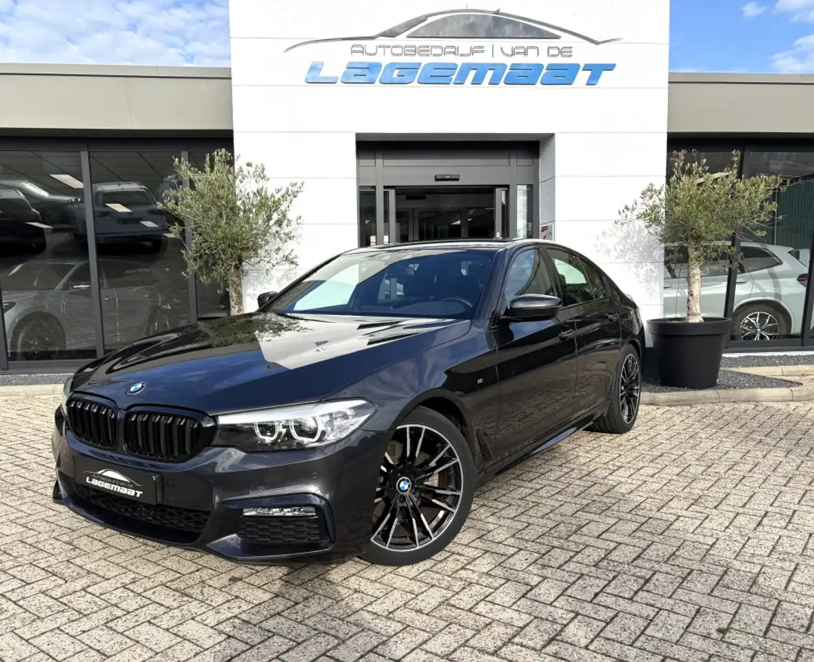 BMW 520 5-serie 520i M-sport | Trekhaak | Elec. stoelen | — photo 1 of 28