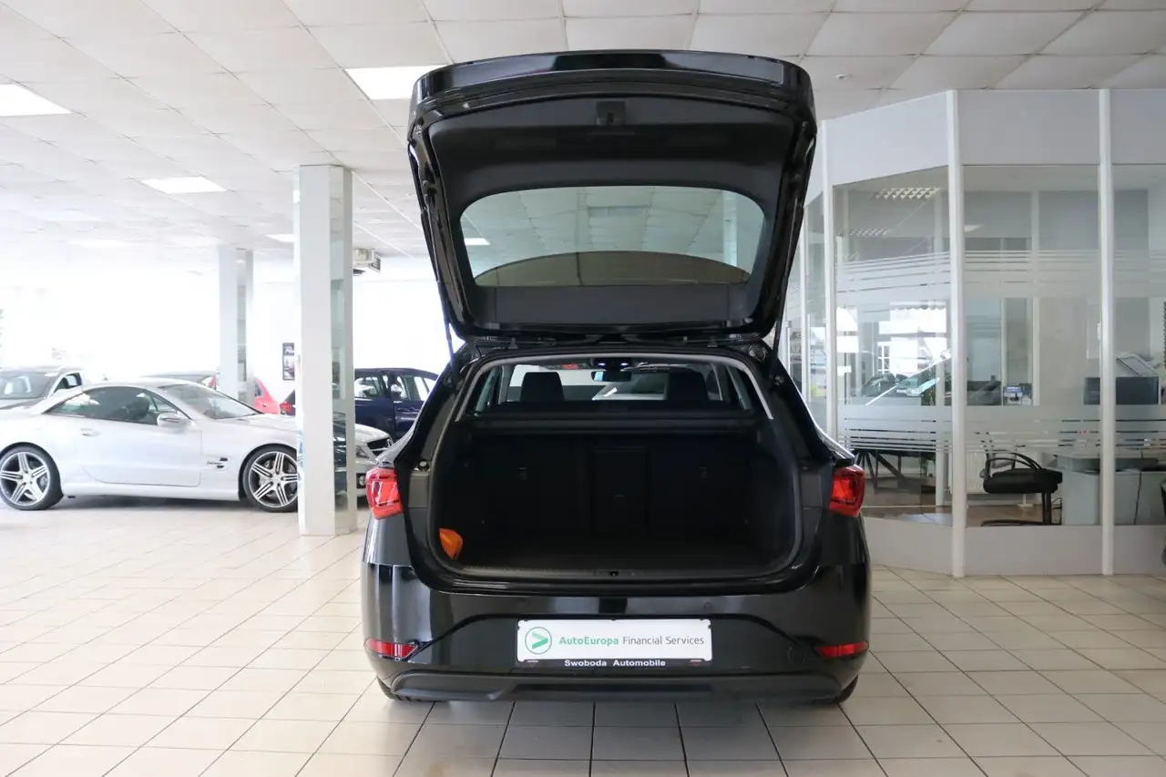 2022 SEAT Leon Sportstourer Style LED Lane SHZ DAB+, photograph 7