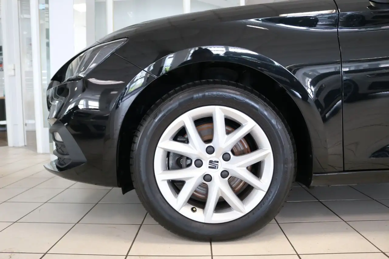 2022 SEAT Leon Sportstourer Style LED Lane SHZ DAB+, photograph 4