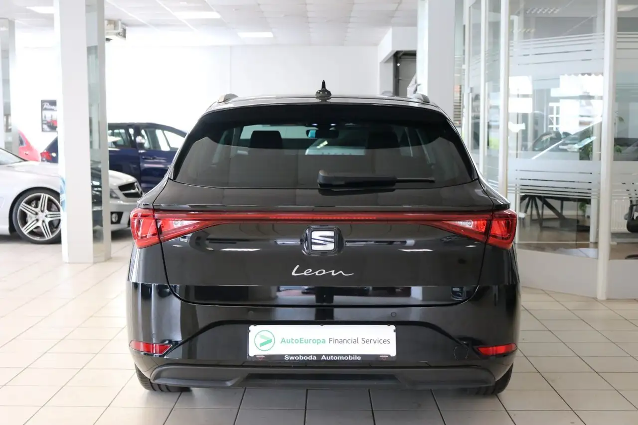 2022 SEAT Leon Sportstourer Style LED Lane SHZ DAB+, photograph 6