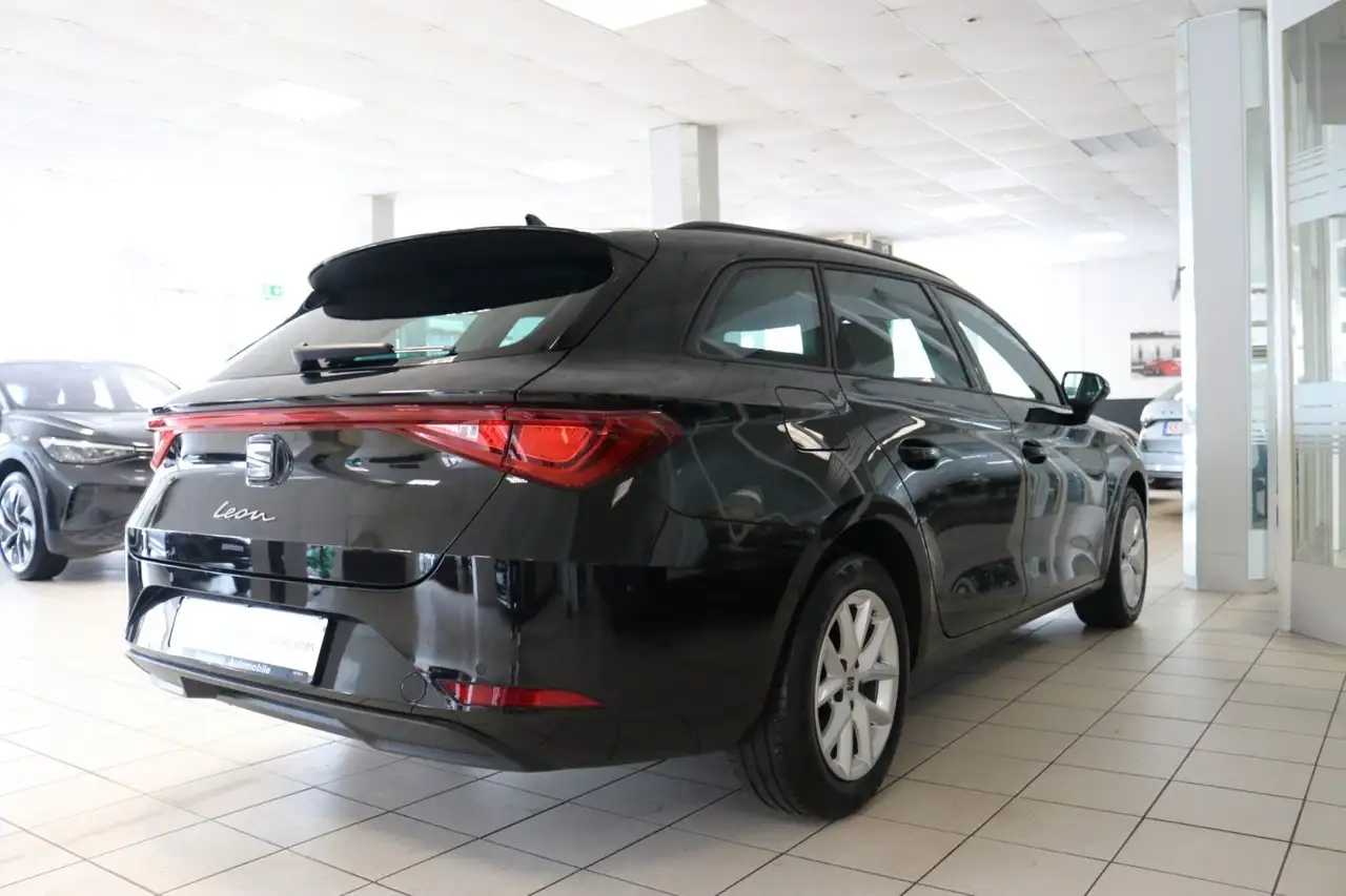 2022 SEAT Leon Sportstourer Style LED Lane SHZ DAB+, photograph 12