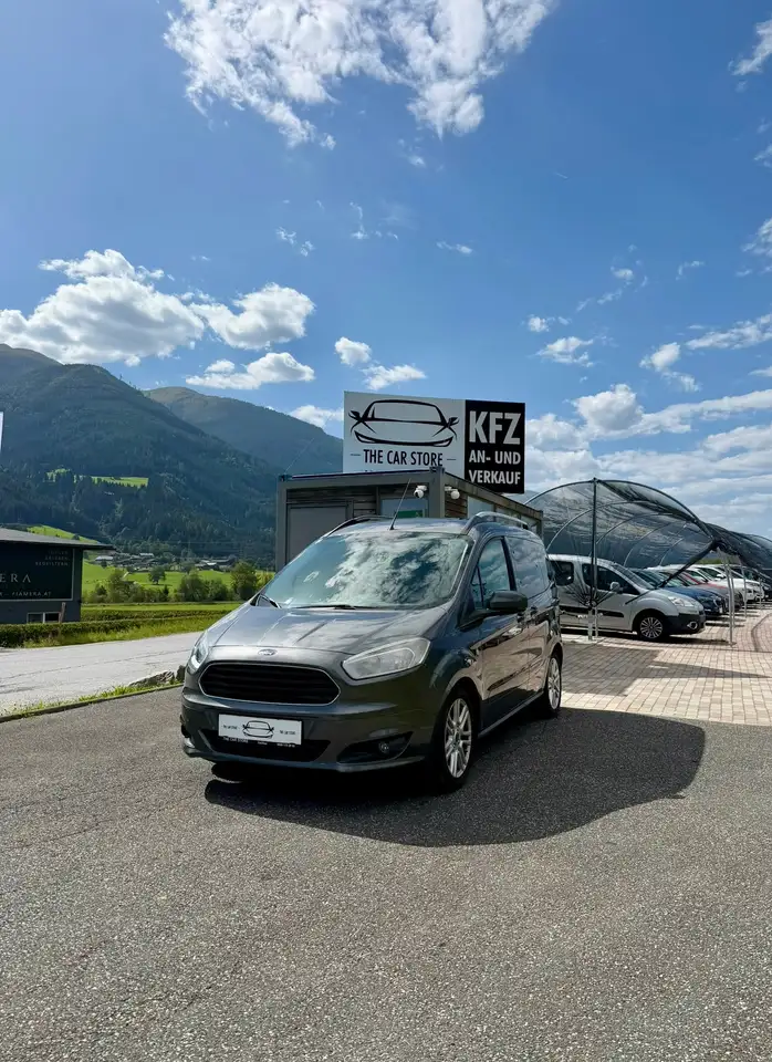 Ford Tourneo Courier Titanium *GARANTIE**FINANZIERUNG* — photo 1 of 8