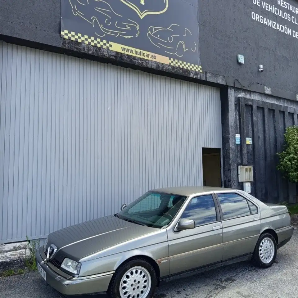 Alfa Romeo 164 Super 2.5 TD — photo 1 of 16