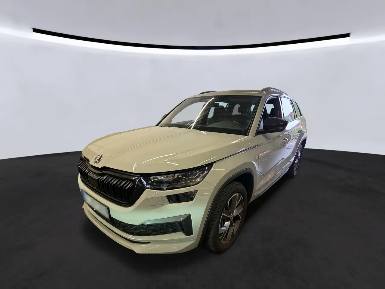 Skoda Kodiaq Sportline 4X4 TDI DSG — photo 1 of 7