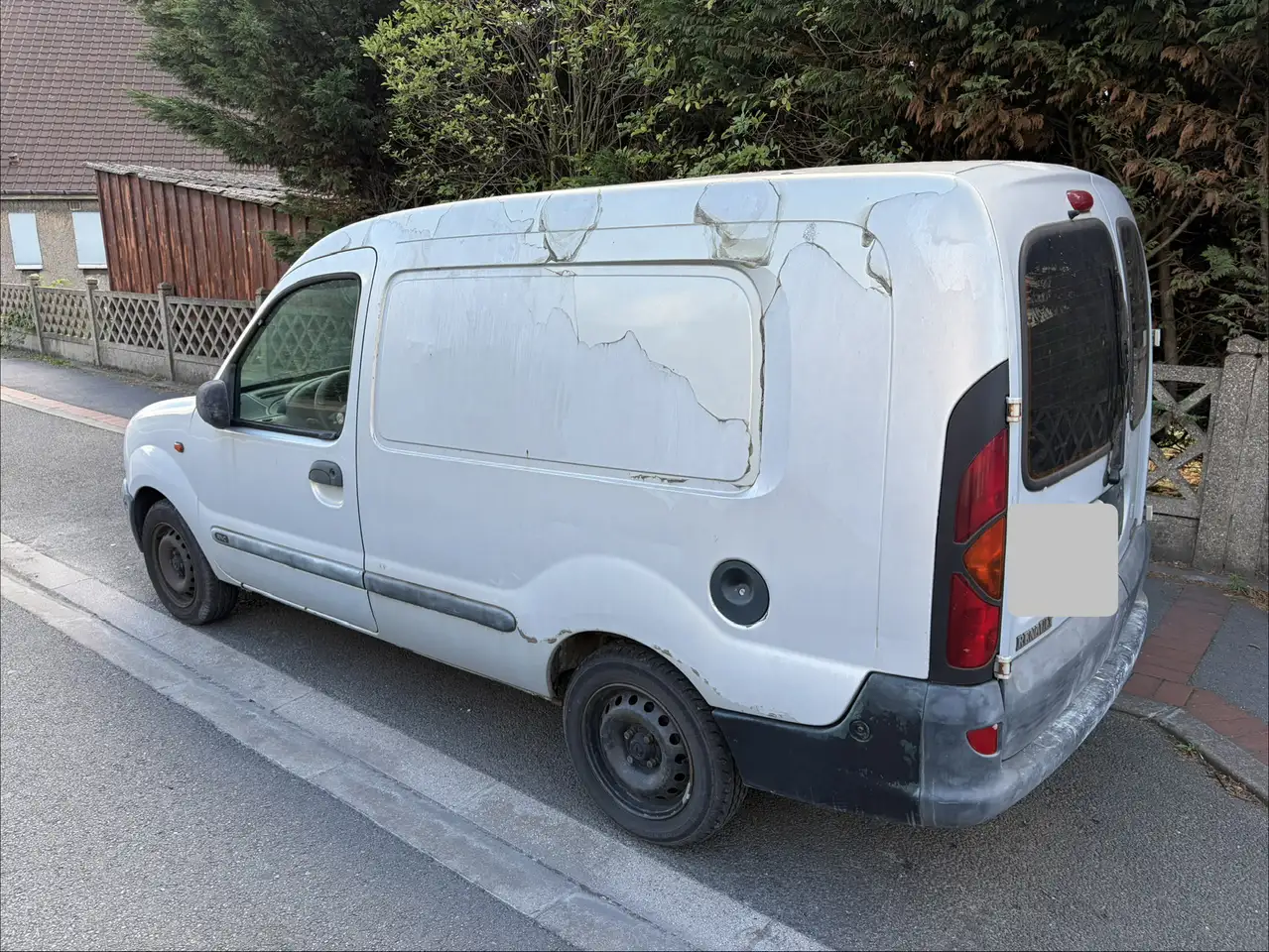 Renault Kangoo 1.9 D - 65 RTE — photo 1 of 10