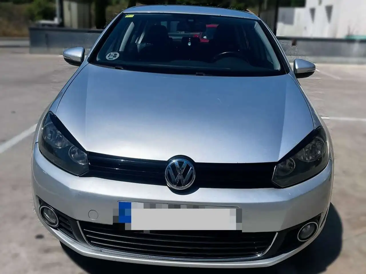 Volkswagen Golf 1.6 TDi 105cv — photo 1 of 23
