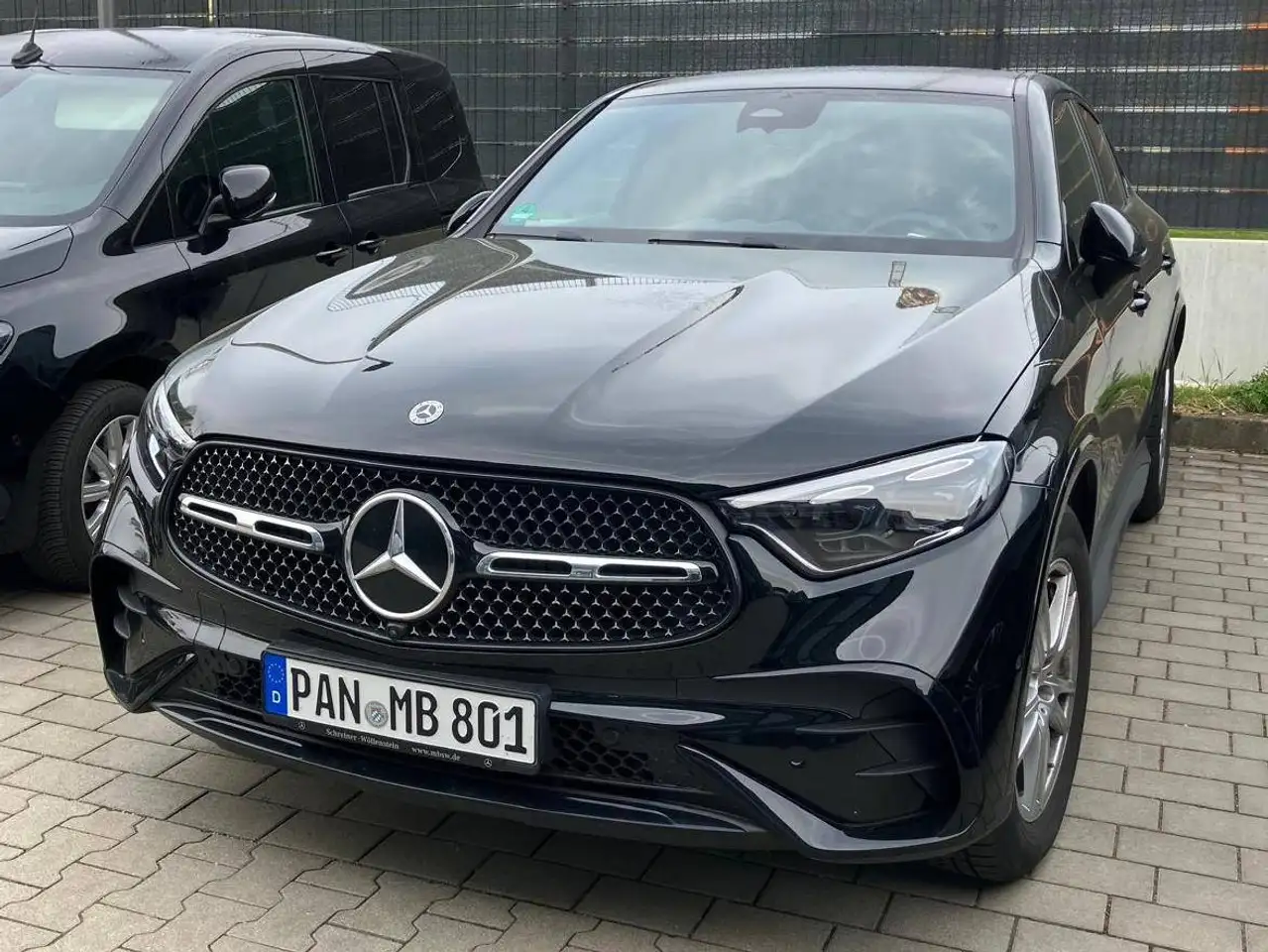 Mercedes-Benz GLC 200 GLC 200 4Matic Edition AMG Line (254.351) — photo 1 of 21