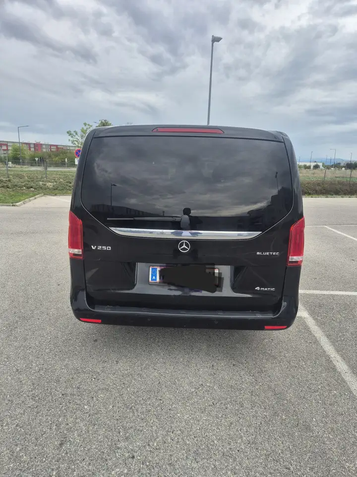 Mercedes-Benz Vito Tourer Select 116 BlueTEC extralang Aut. — photo 1 of 15
