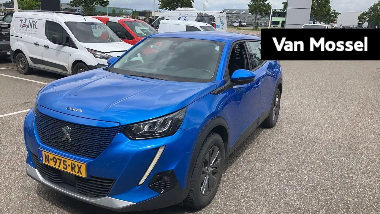 Peugeot e-2008 EV Active Pack 50 kWh | 1e-Eig. | 3-Fase 11kW | Le — photo 1 of 10