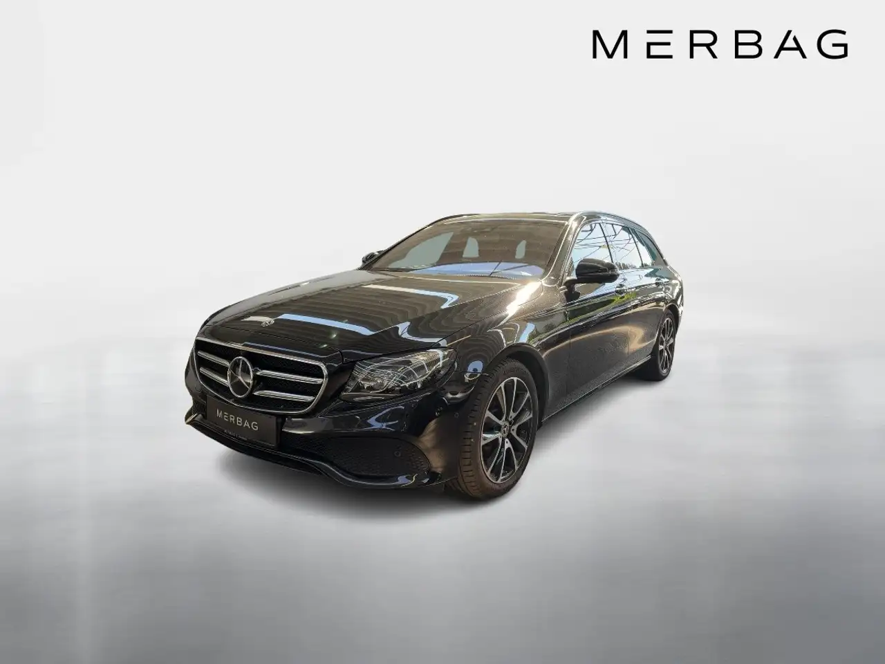 Mercedes-Benz E 200 T-Modell — photo 1 of 15