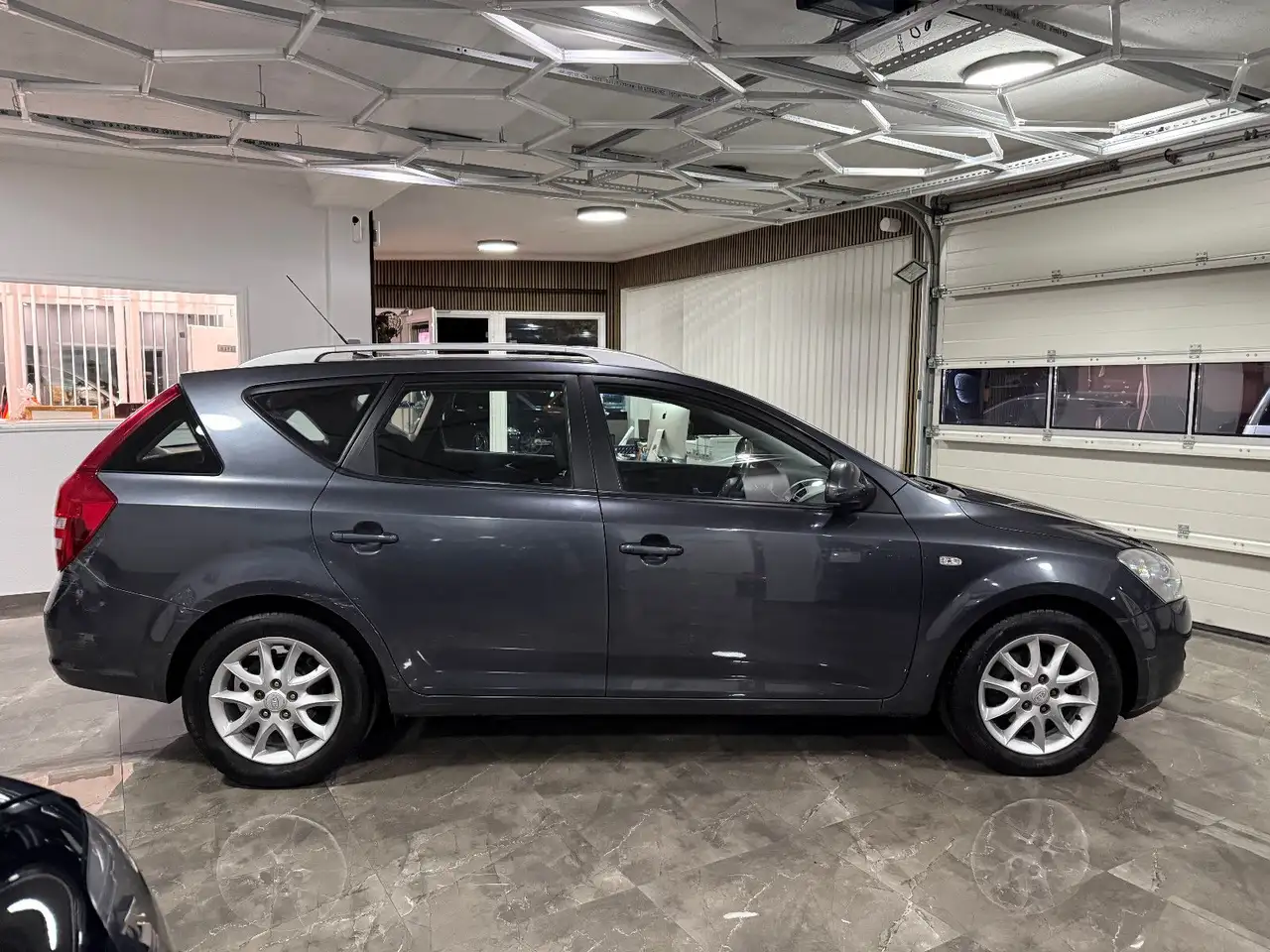 2009 Kia Ceed SW / cee'd SW EX 1.4 / Klimaanlage, photograph 5