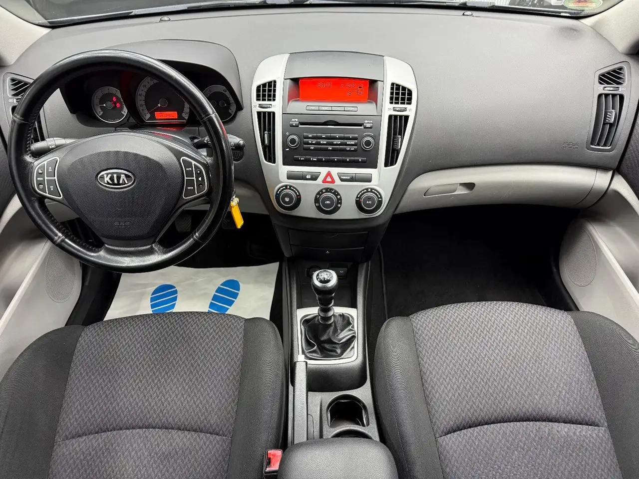 2009 Kia Ceed SW / cee'd SW EX 1.4 / Klimaanlage, photograph 8