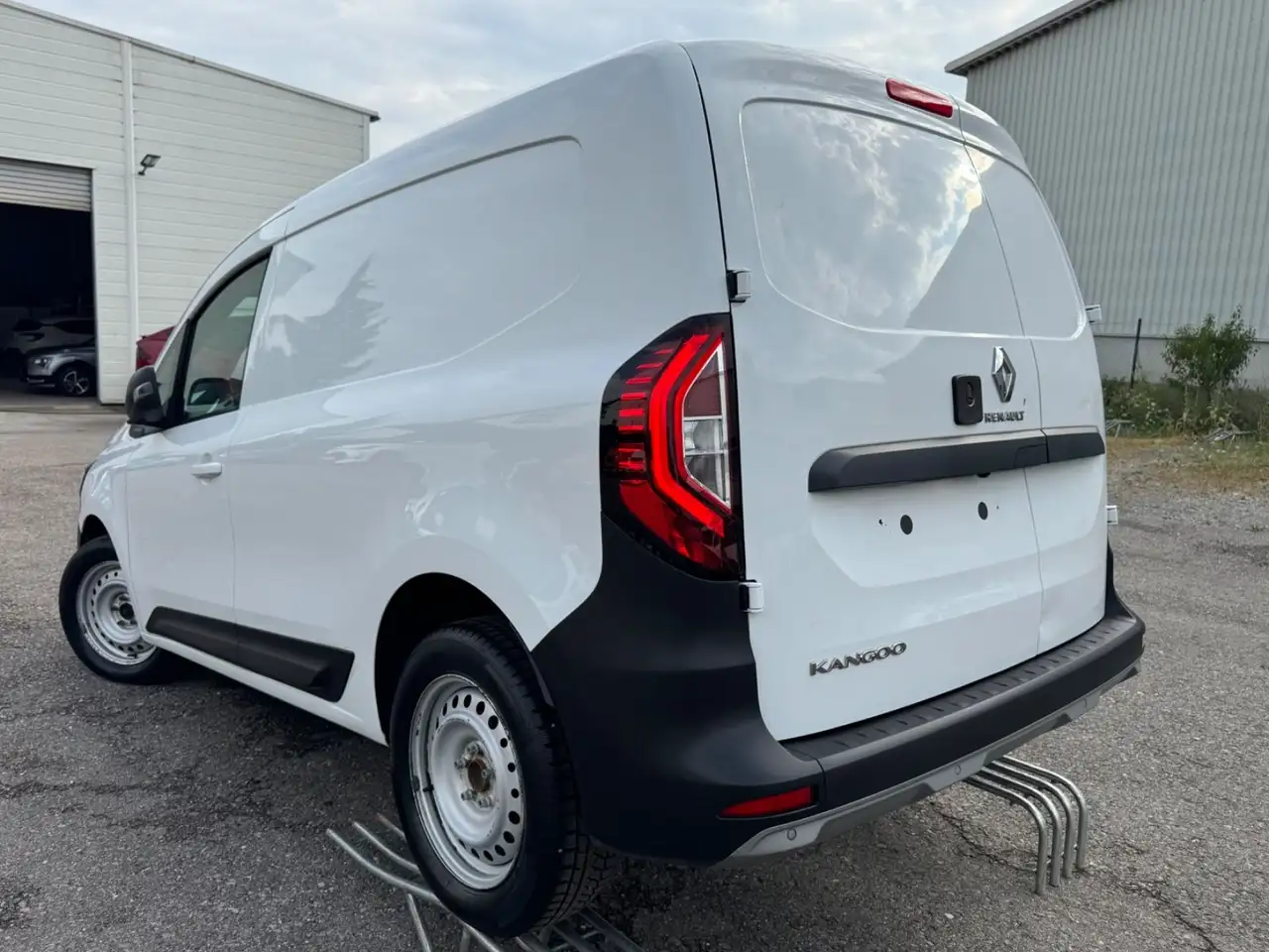 2022 Renault Kangoo III Rapid Extra Navi Kamera Klima Automat, photograph 4