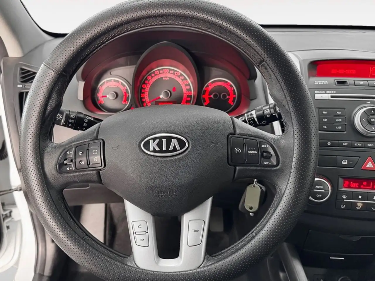 2011 Kia Ceed / cee'd 1.4 Concept 105, photograph 10