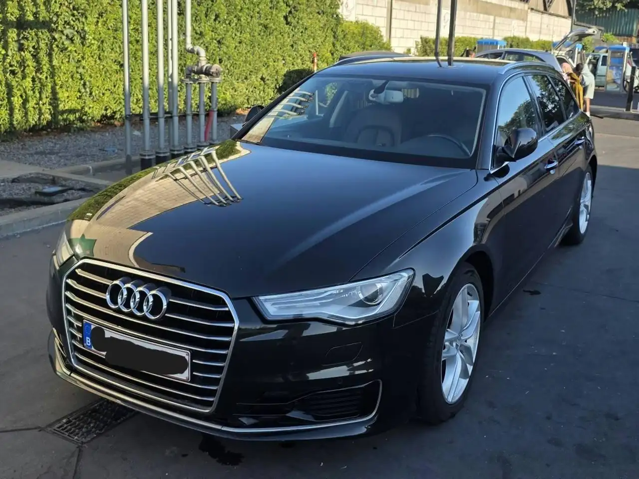 Audi A6 A6 Avant 2.0 TDi Ultra S Tronic — photo 1 of 15