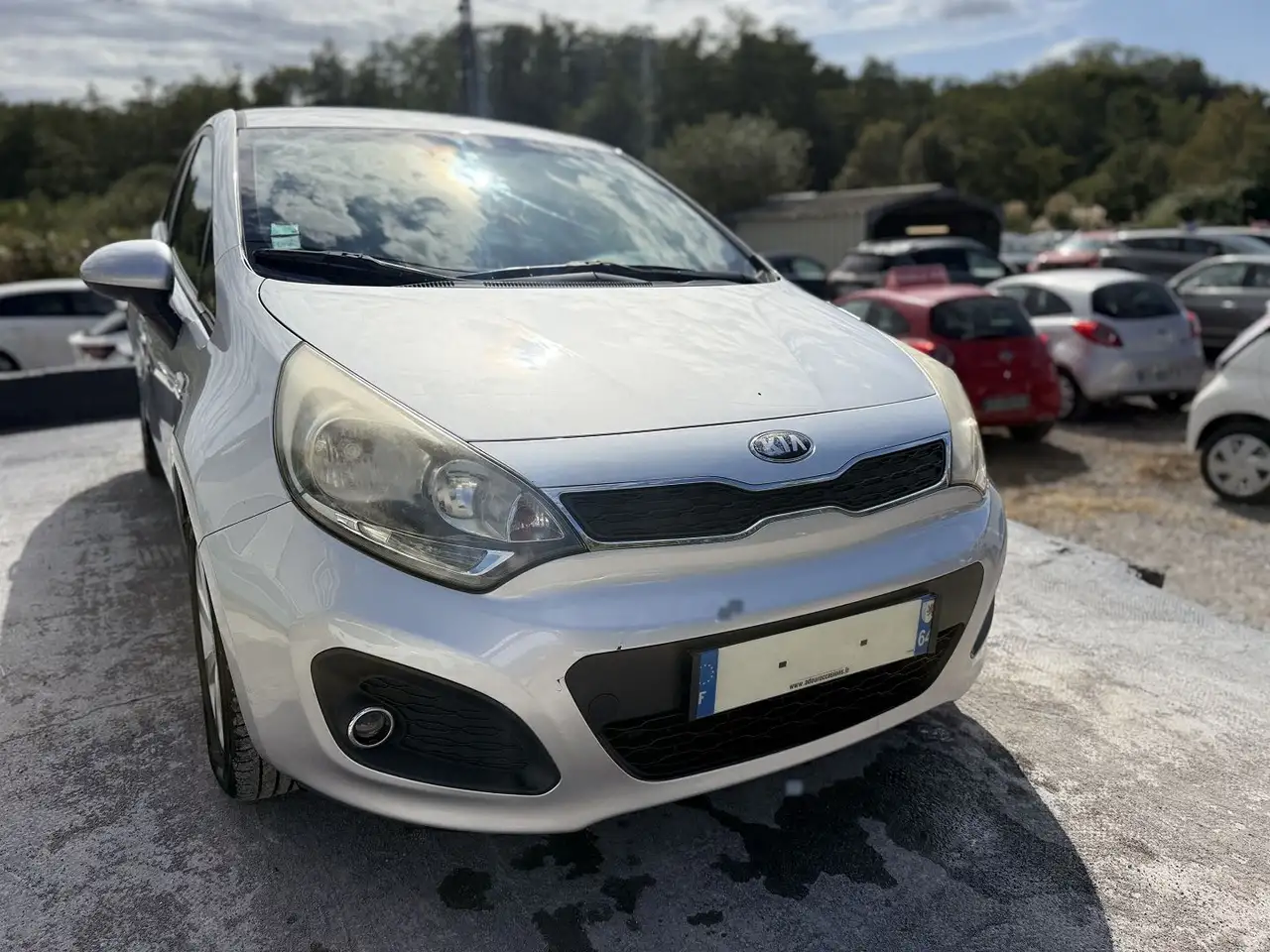 Kia Rio 1.1 CRDI ACTIVE ISG 5P — photo 1 of 6