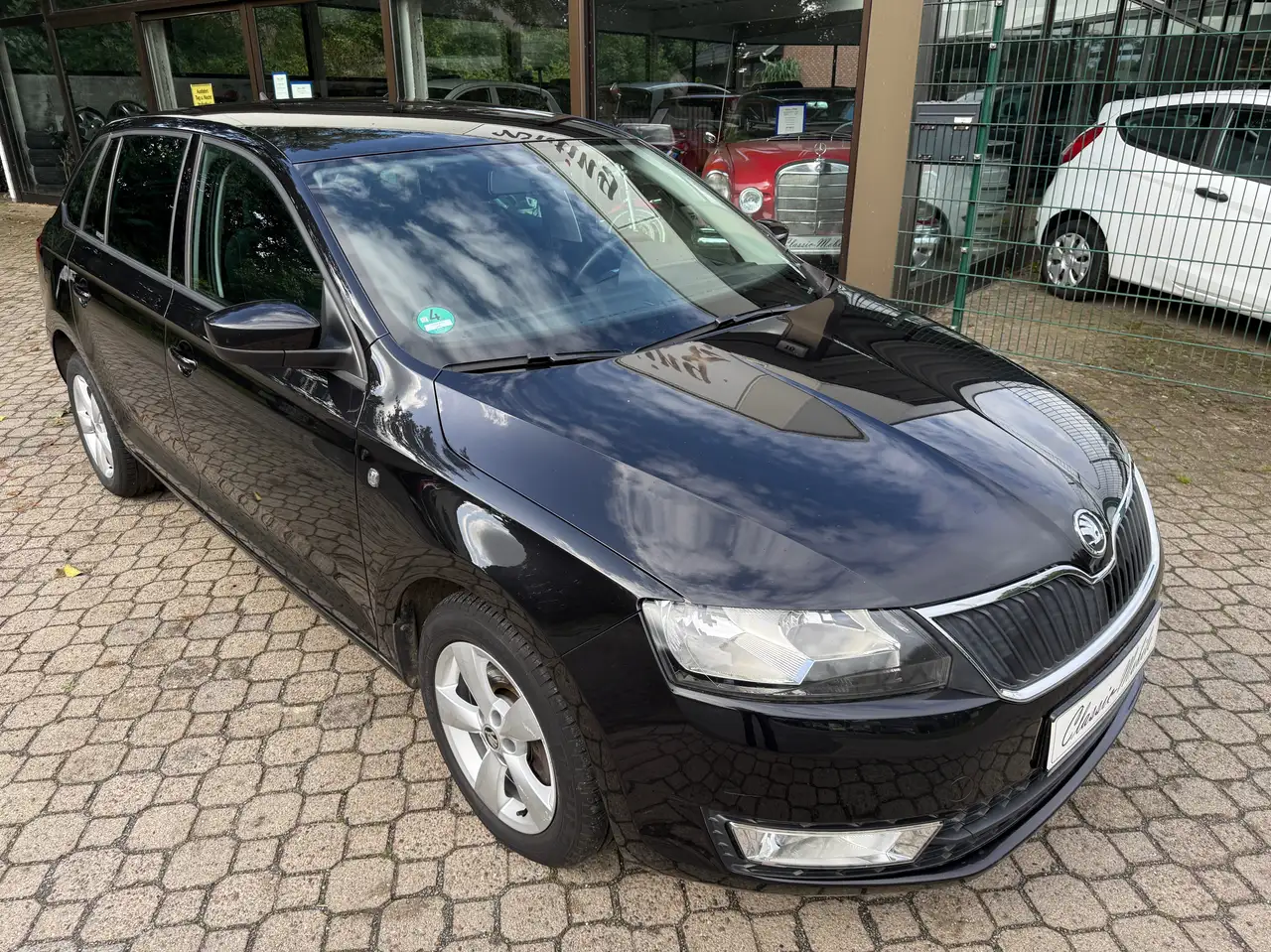 Skoda Rapid/Spaceback 1.4 TSI DSG Drive *nur 71 TKM*Automatik*Klimaautomatik*SHZ*Tempomat* — photo 1 of 16