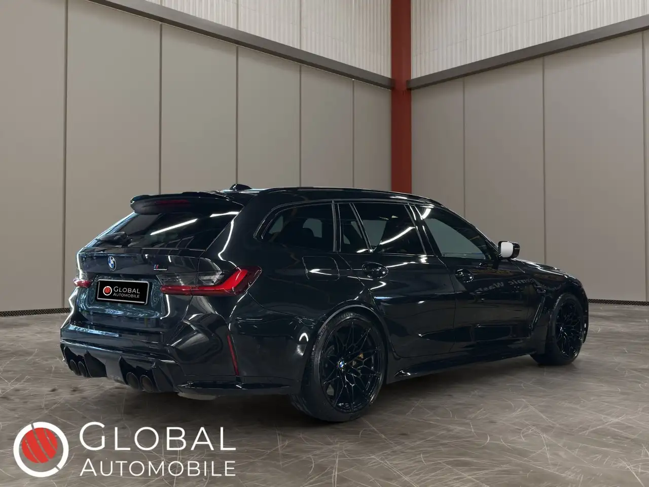 2024 BMW M3 Competion M Race xDrive Touring°HUD°LASER°HK°, photograph 2