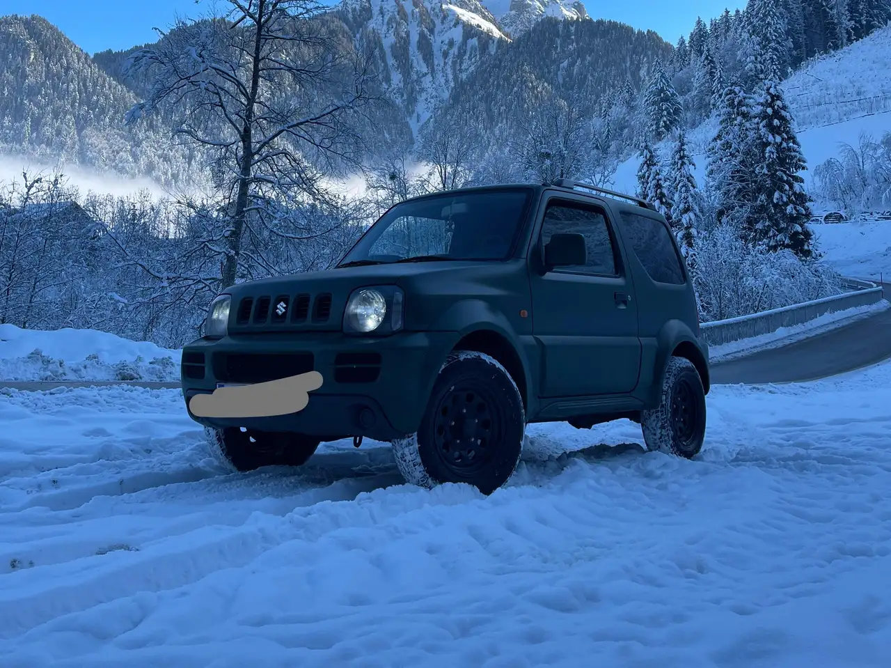 Suzuki Jimny Jimny 1,3 VX VX — photo 1 of 9