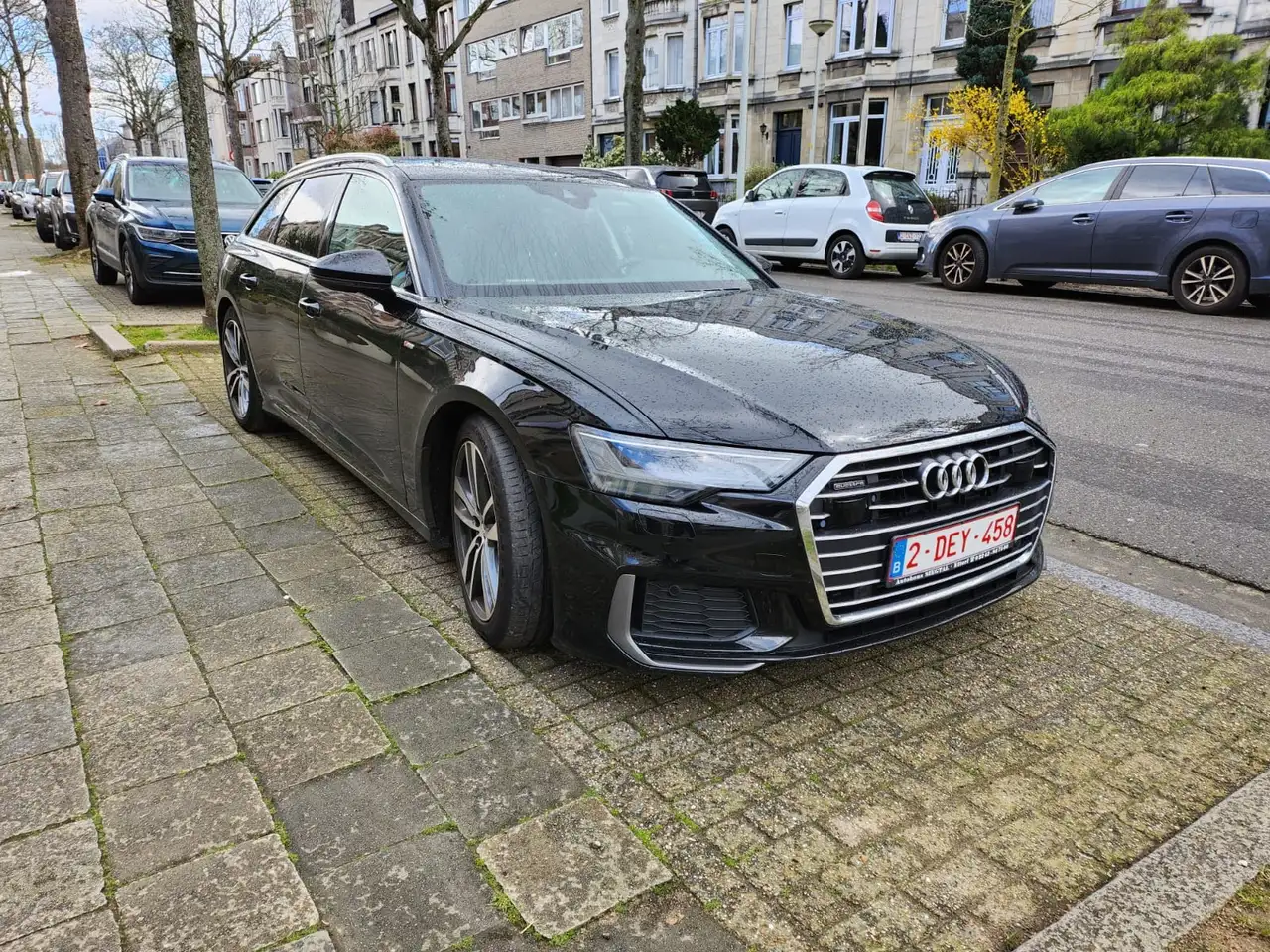 Audi A6 Avant 45 TDi Quattro Sport Tiptronic — photo 1 of 8