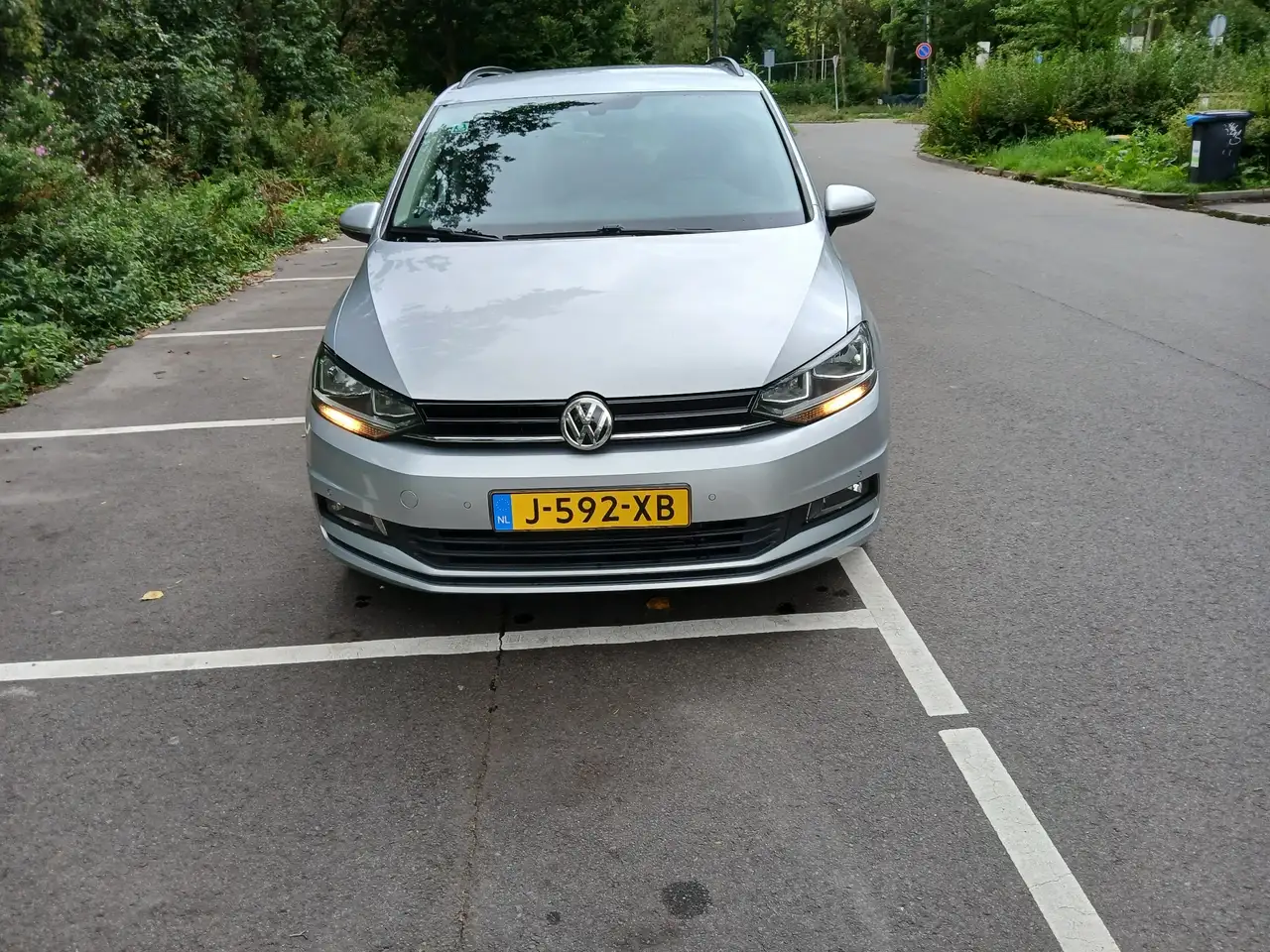 Volkswagen Touran 1.4 TSI DSG Highline — photo 1 of 20