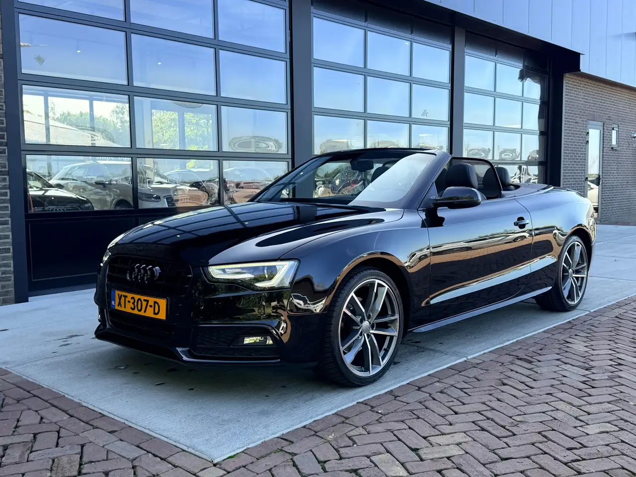 Audi A5 Cabriolet 1.8 TFSI 170 PK Sport Edition | S-LINE | — photo 1 of 38