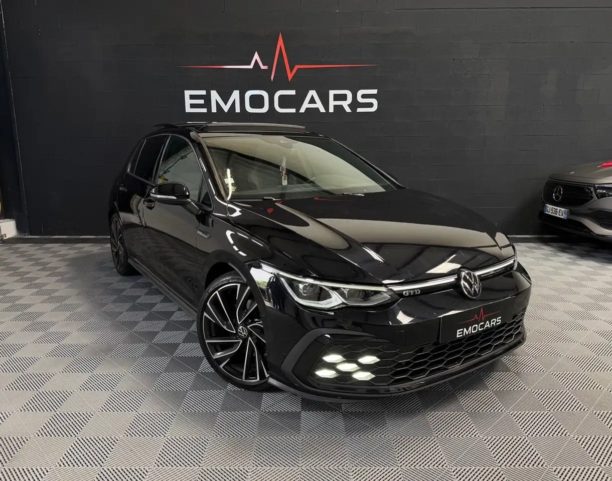 Volkswagen Golf VIII GTD 2.0 tdi 200cv — photo 1 of 15