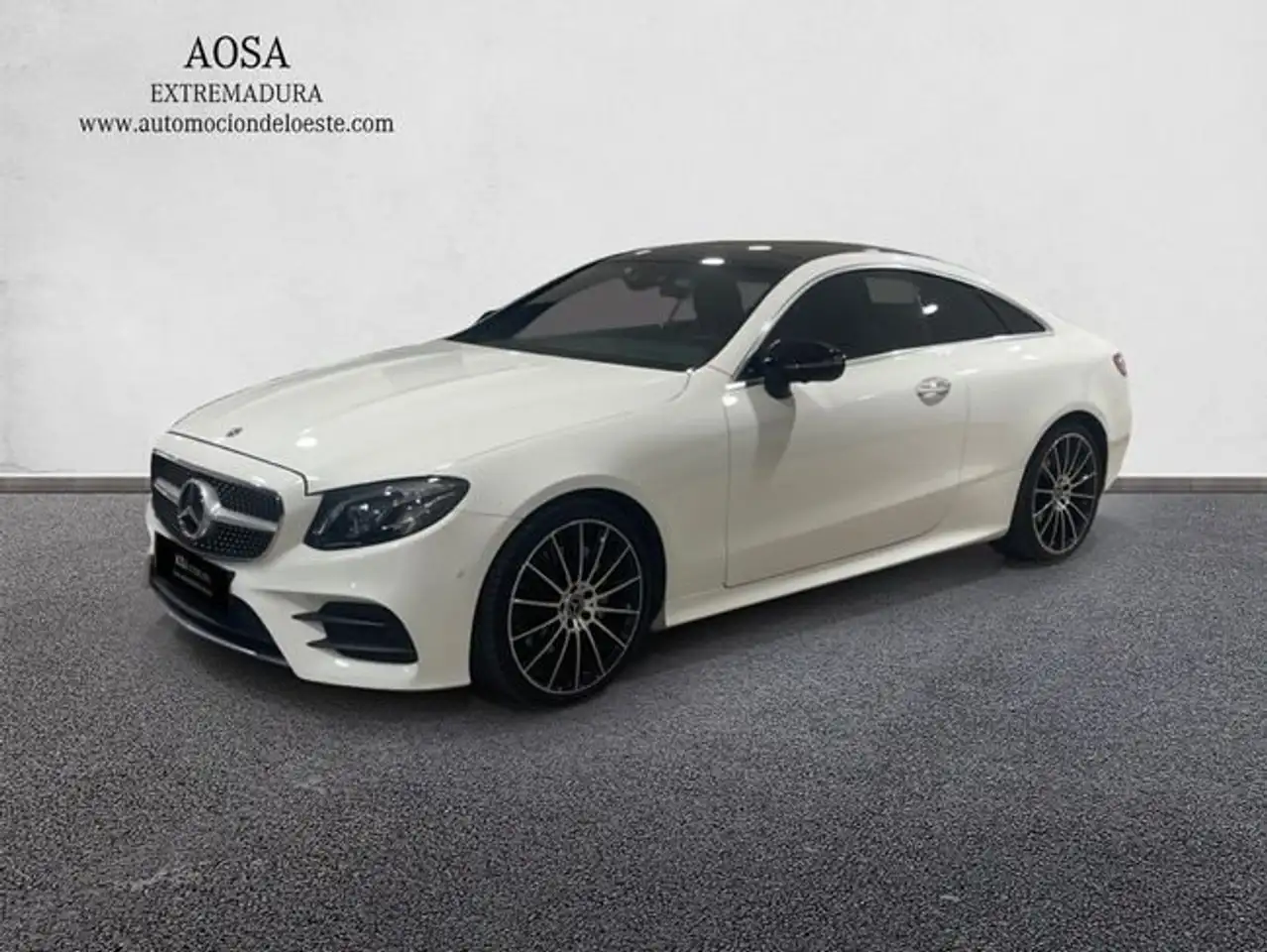 Mercedes-Benz E 220 d Coupe AMG-Line — photo 1 of 15