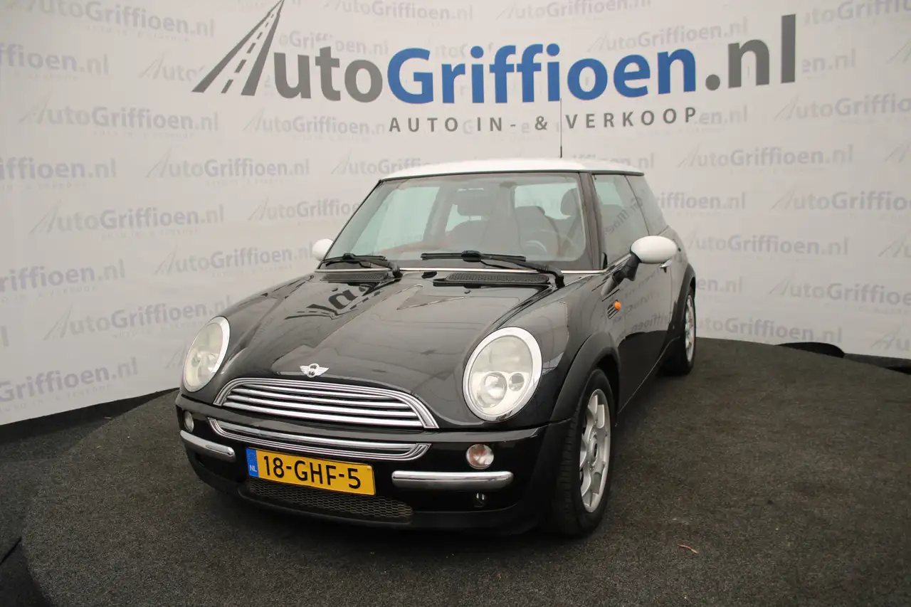 MINI Cooper Mini 1.6 Chili keurige hatchback met stoelverwarmi — photo 1 of 15