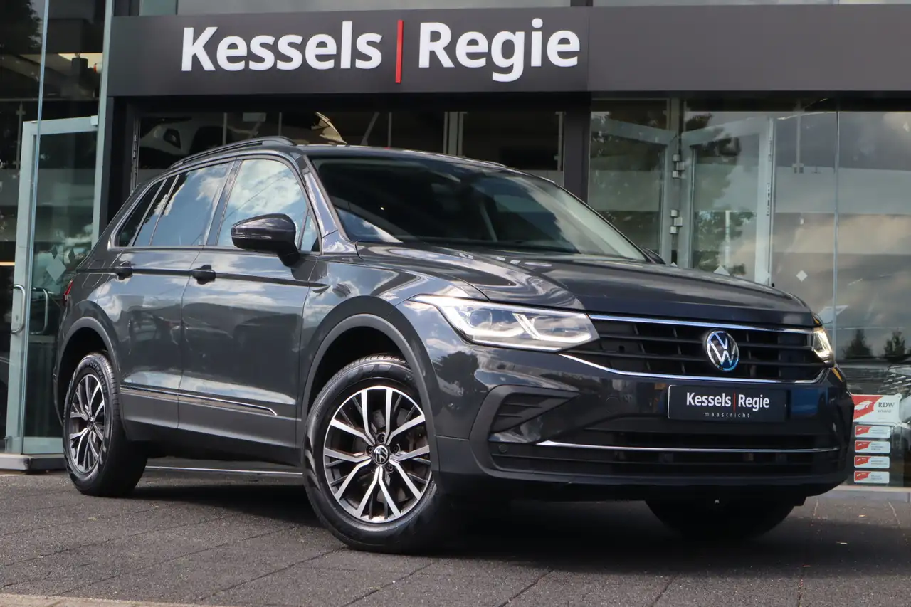 Volkswagen Tiguan 1.4 TSI eHybrid Life DSG | Elec.trekhaak | Matrix- — photo 1 of 33