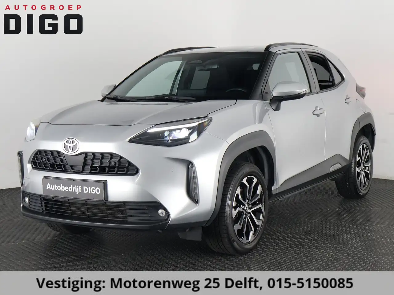 Toyota Yaris Cross 1.5 HYBRID DYNAMIC LUXURY GARANTIE 2035 ! PARKEERS — photo 1 of 33