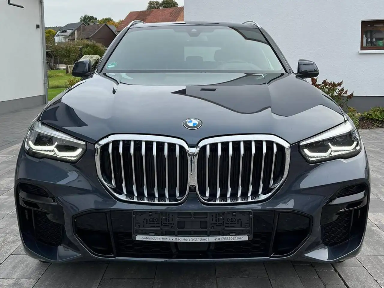 BMW X5 xDrive 30 d M Sport — photo 1 of 15