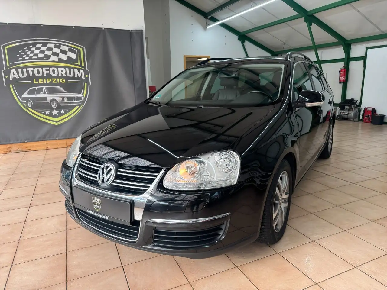 Volkswagen Golf V 1.4 TSI Variant Sportline | PDC | PANO | — photo 1 of 25