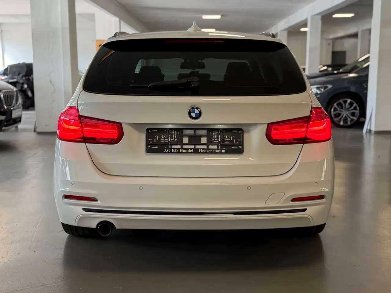 2019 BMW 318 d Sport Line Aut. PANO/HIFI/LED/MULTI, photograph 5