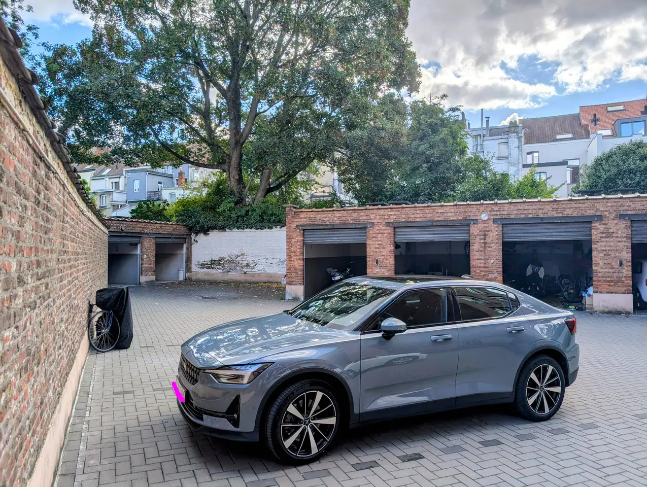 Polestar 2 Polestar 2 78 kWh Single Motor MY23 — photo 1 of 11