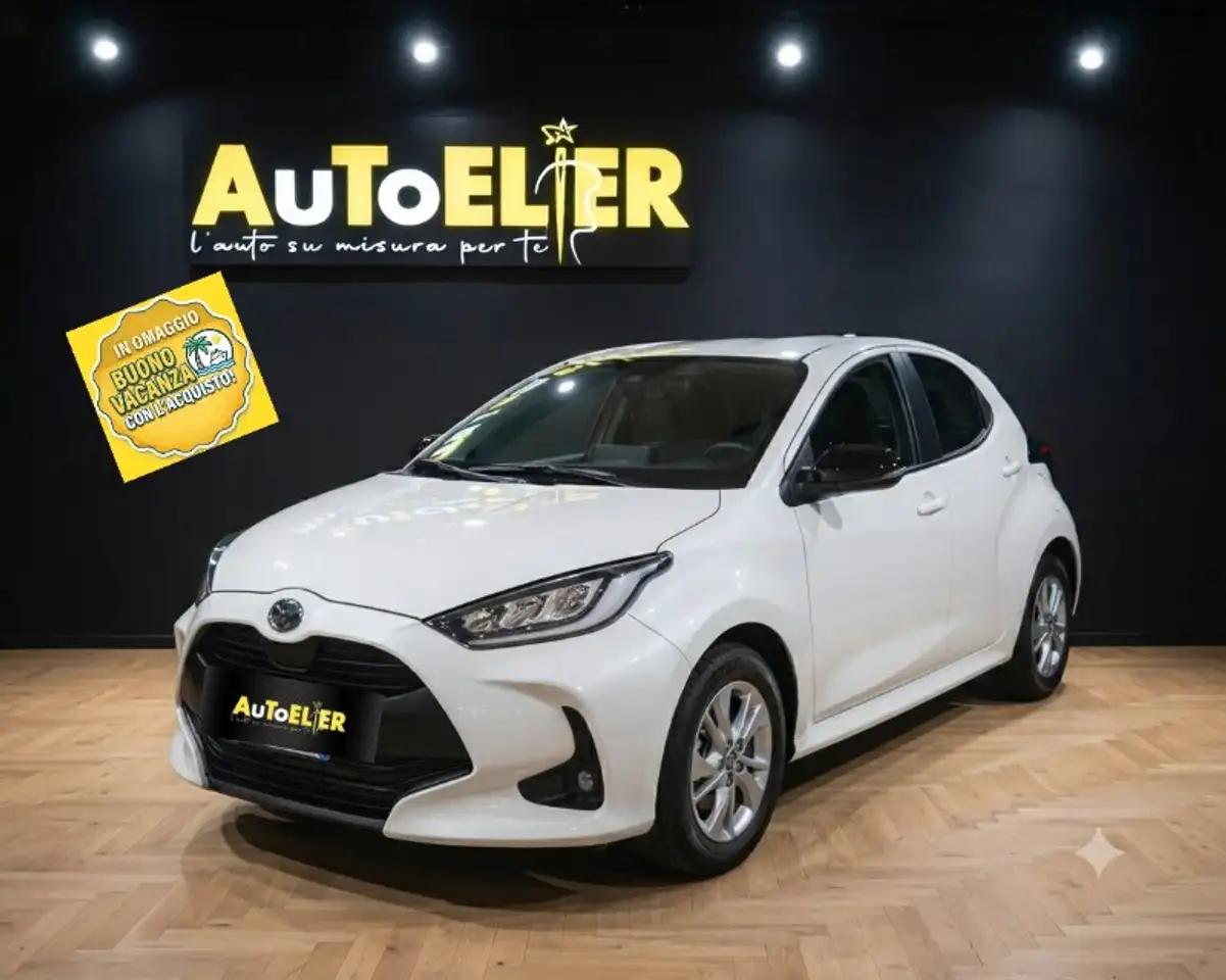Mazda 2 Mazda2 Hybrid 1.5 VVT e-CVT Full Hybrid Electric Agile — photo 1 of 13