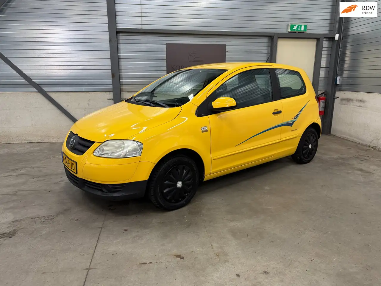 Volkswagen Fox 1.2 Trendline — photo 1 of 10