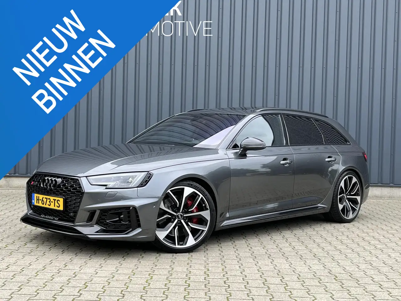Audi RS4 A4 Avant 2.9 TFSI quattro Pro Line Plus B&O/PANO/M — photo 1 of 22