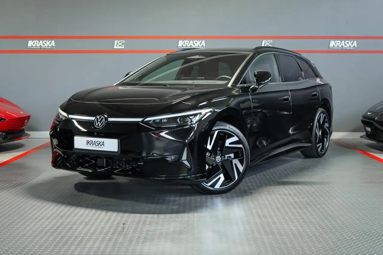 Volkswagen ID.7 GTX DCC 4MOTION AHK PANO H&K MASSAGE 21" — photo 1 of 24
