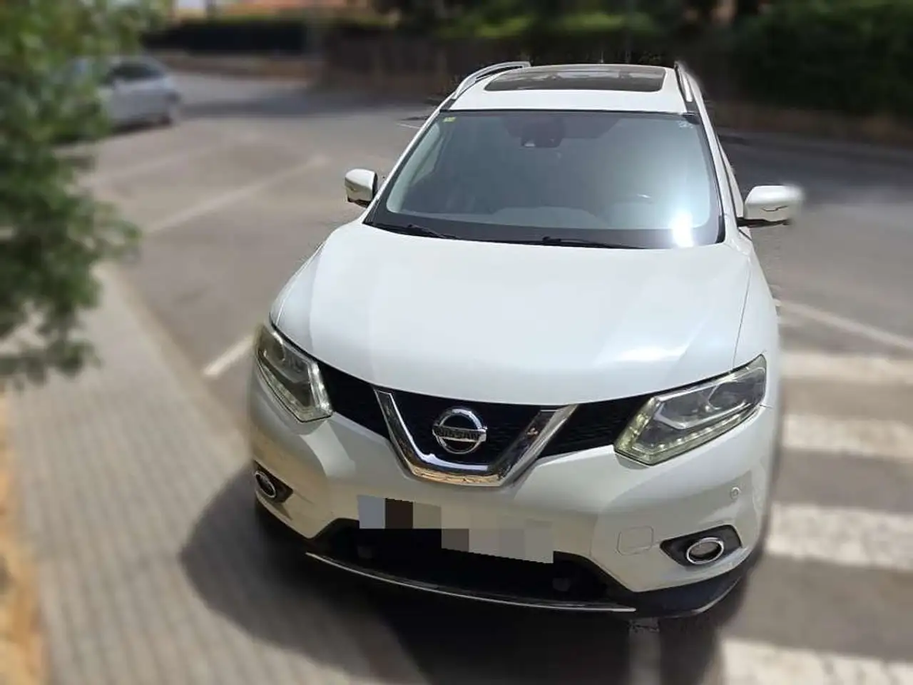 Nissan X-Trail 1.6 dCi XTRONIC TEKNA 7 plazas — photo 1 of 25