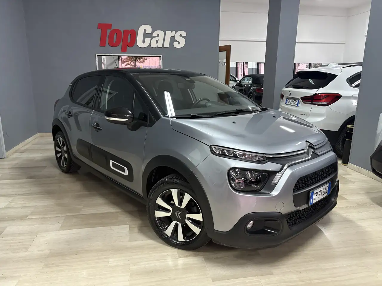 Citroen C3 1.5 bluehdi Shine s&s 100cv 6m — photo 1 of 15